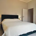 Gabi Apartment - Private Parking