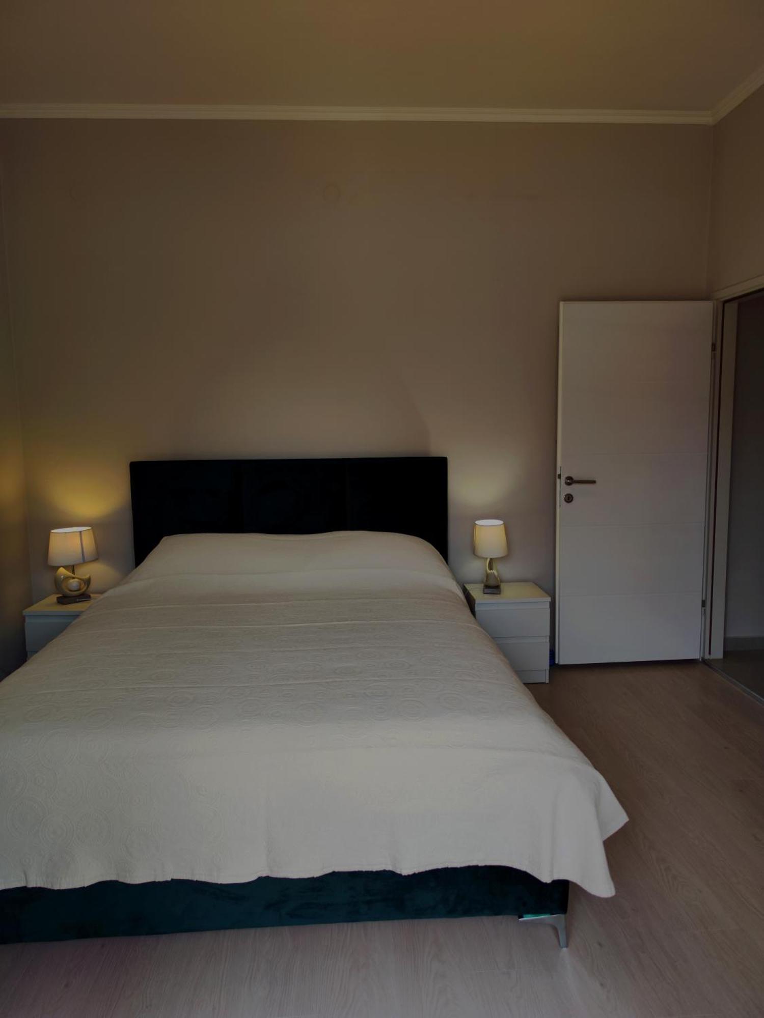 Gabi - Private Parking Appartement *