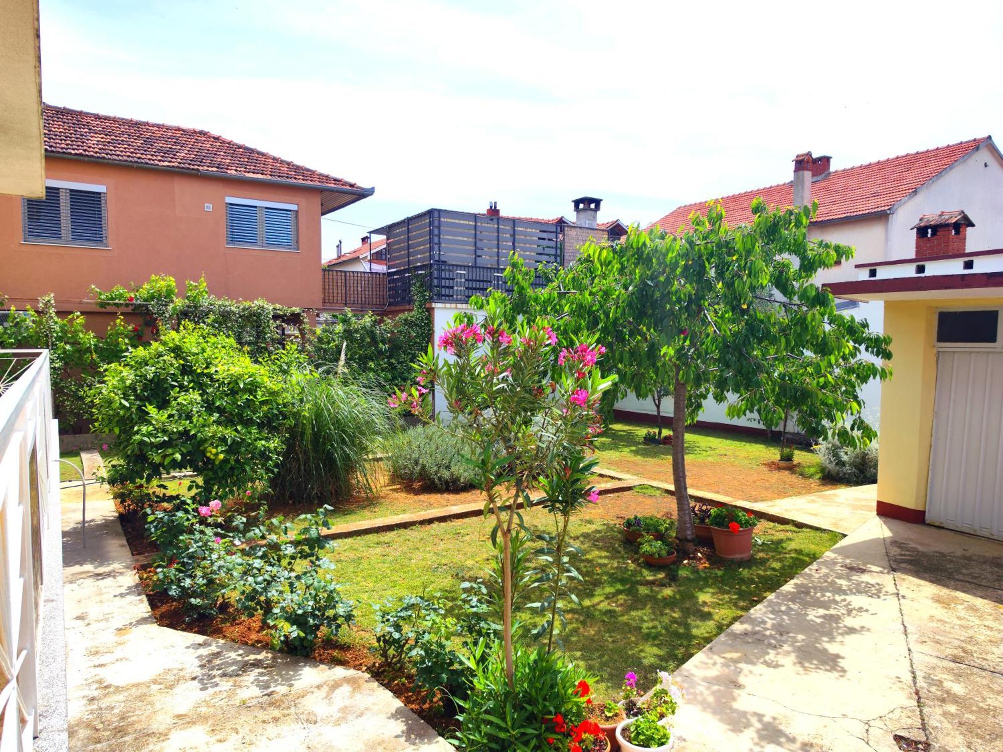 Gabi - Private Parking * Zadar